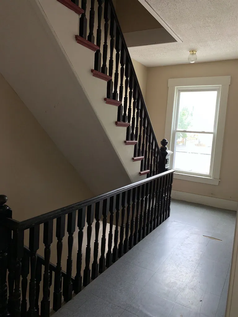 213 Auburn Street Manchester NH 03103
