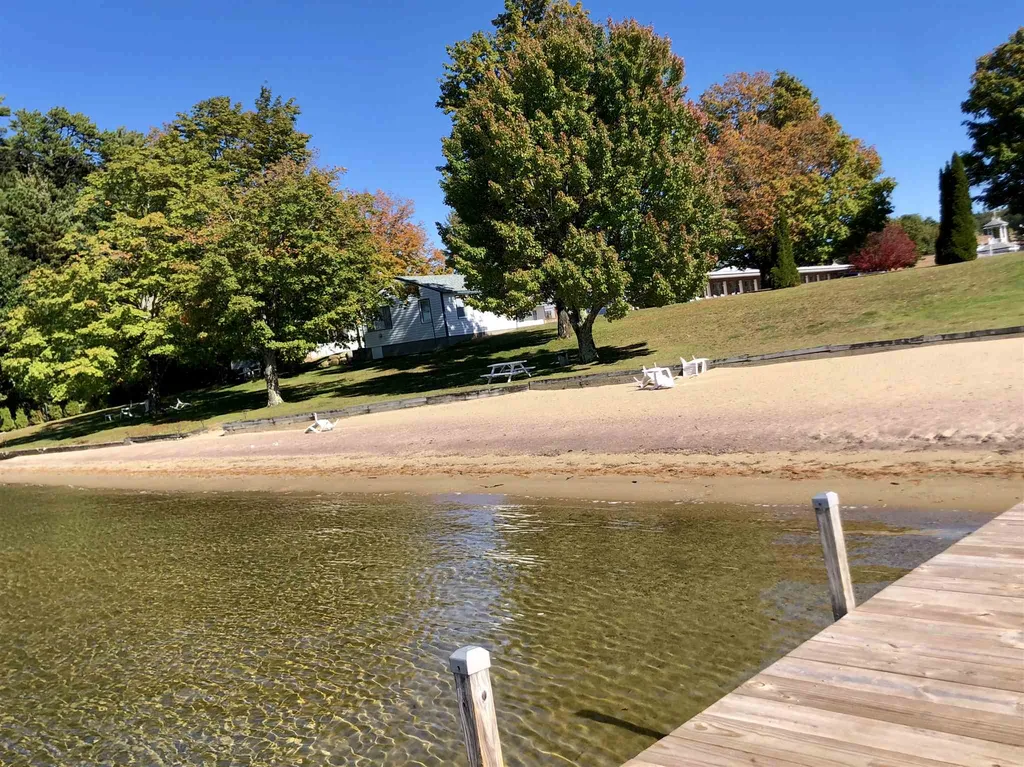 1336 Union Avenue Laconia NH 03246