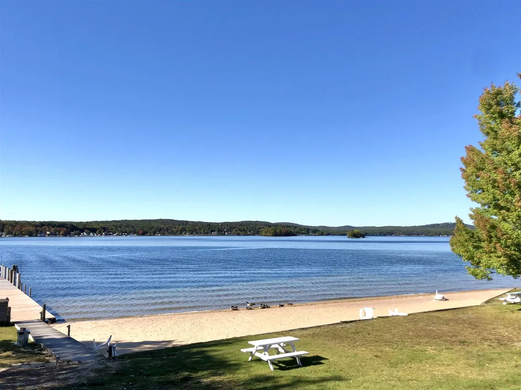 1336 Union Avenue Laconia NH 03246