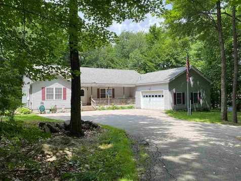 22 Pinewood Drive Strafford NH 03884