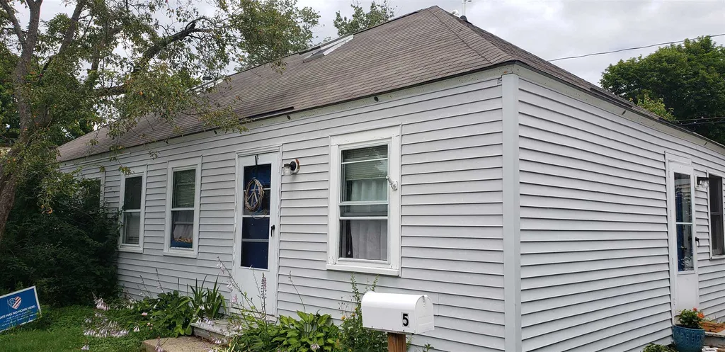 3-5 Cole Street Kittery ME 03904