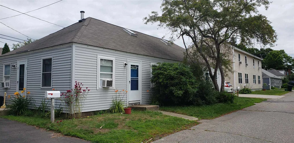 3-5 Cole Street Kittery ME 03904