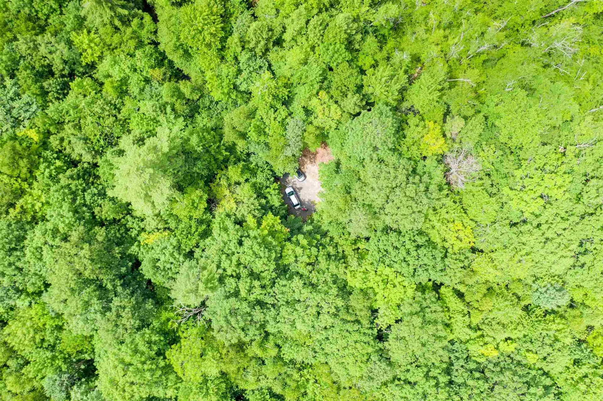 9 Mast Lane New Hampton NH 03256