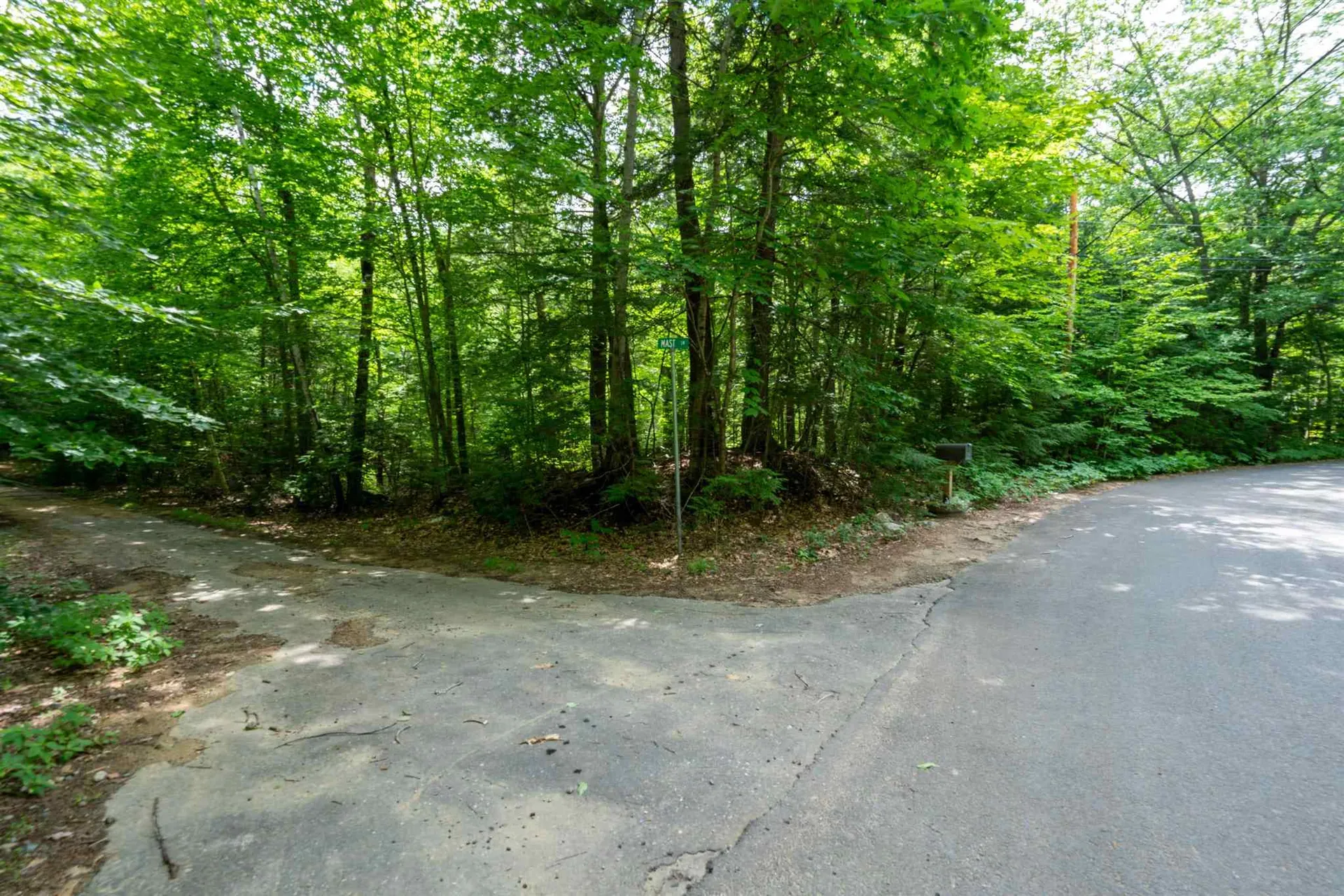 9 Mast Lane New Hampton NH 03256