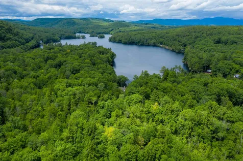 9 Mast Lane New Hampton NH 03256