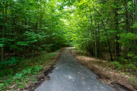 9 Mast Lane New Hampton NH 03256