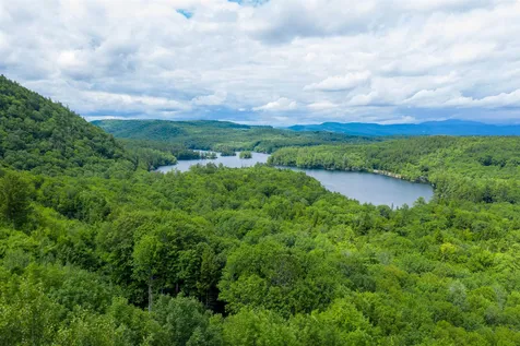 9 Mast Lane New Hampton NH 03256