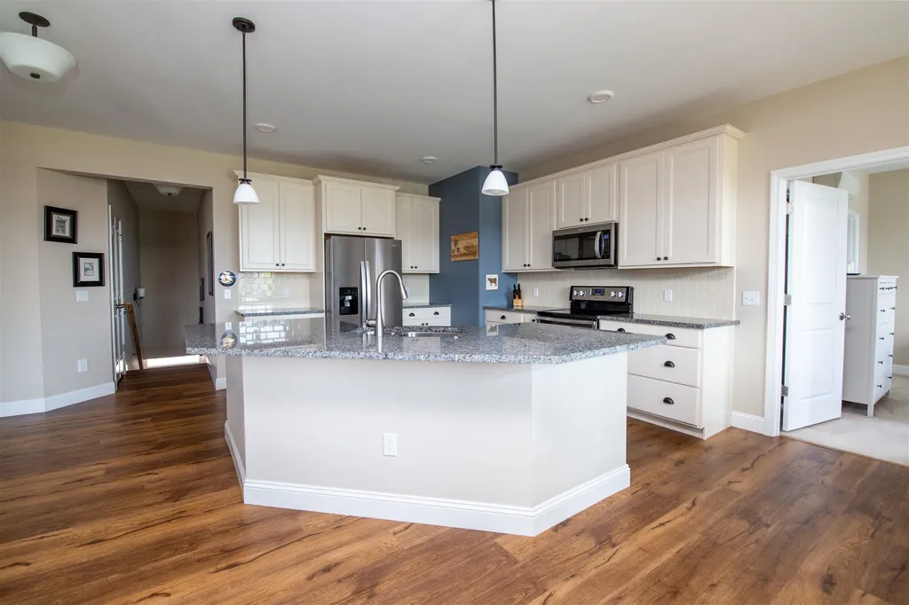 201 Holland Lane Williston VT 05495