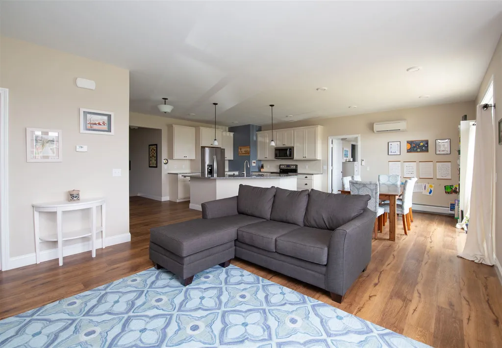 201 Holland Lane Williston VT 05495