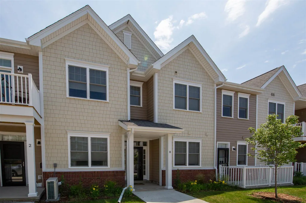 201 Holland Lane Williston VT 05495