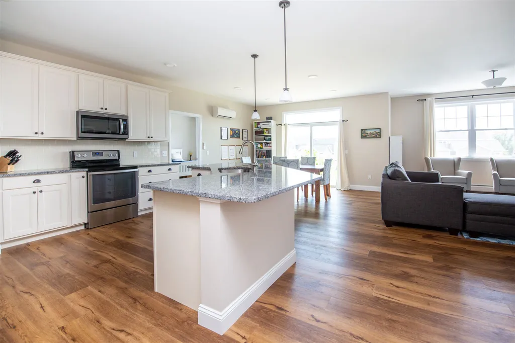 201 Holland Lane Williston VT 05495