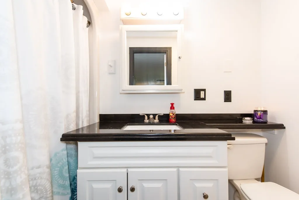 85 Lowell Street Rochester NH 03867