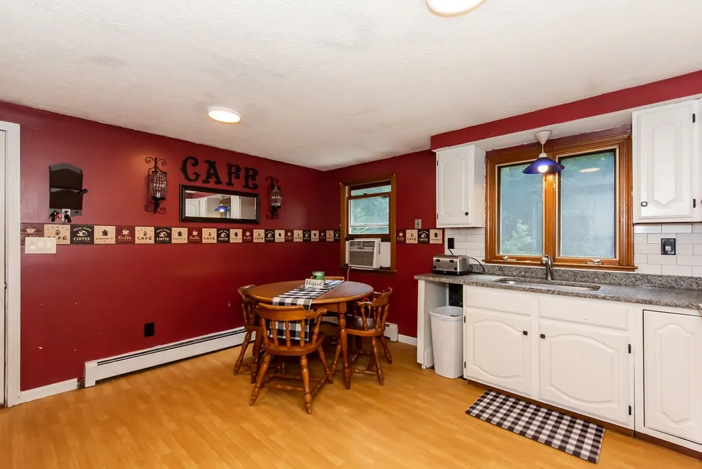 85 Lowell Street Rochester NH 03867