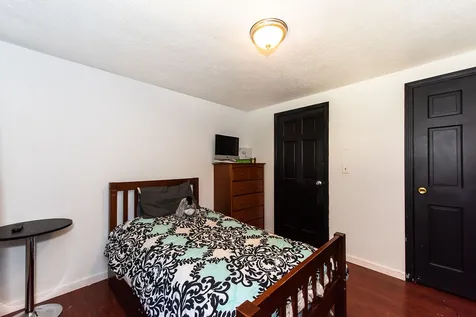 85 Lowell Street Rochester NH 03867