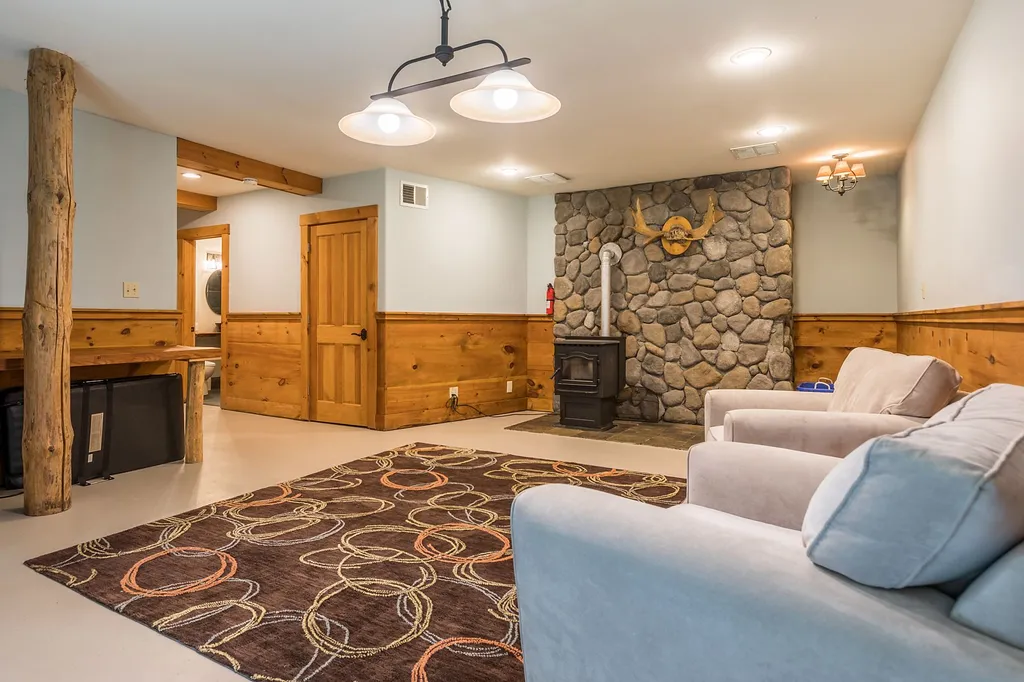 253 Spruce Lane Peru VT 05152