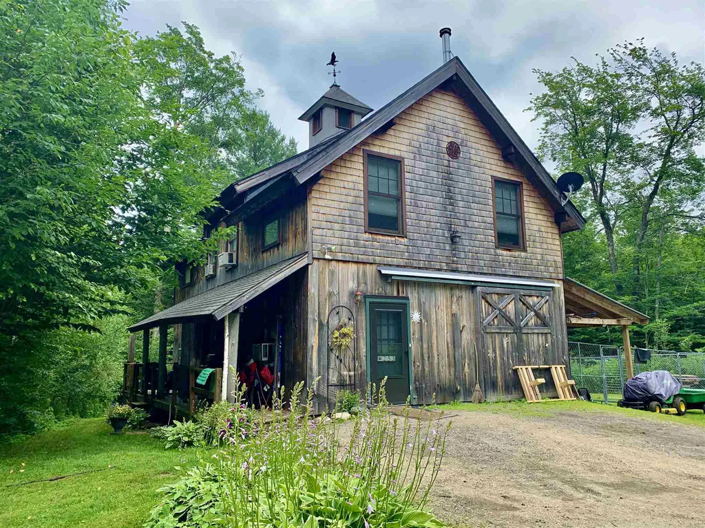 253 Spruce Lane Peru VT 05152