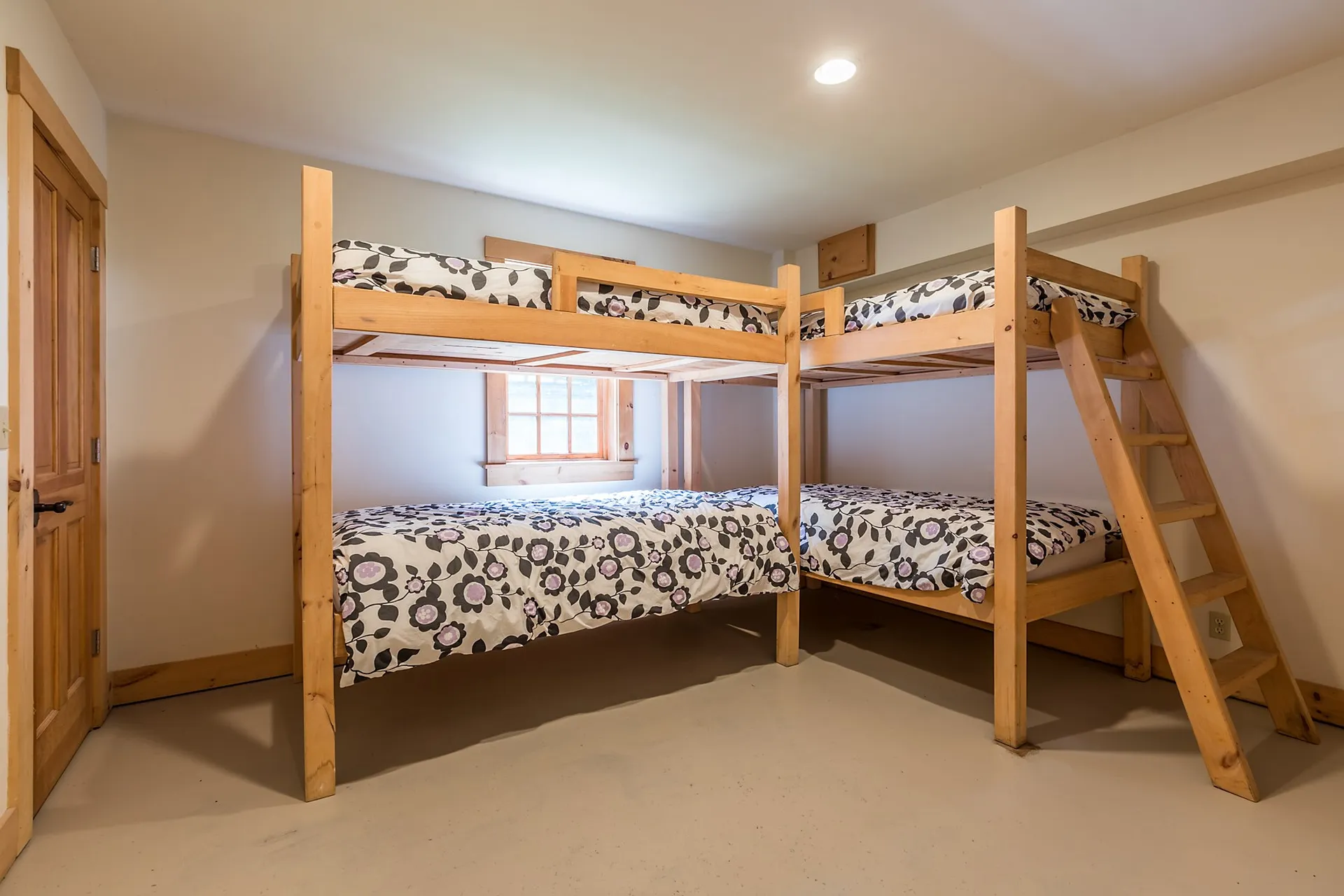 253 Spruce Lane Peru VT 05152