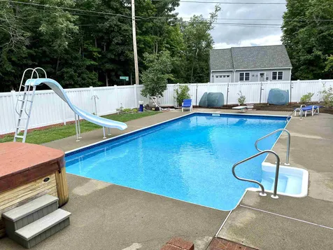 10 Clark Avenue Brattleboro VT 05301