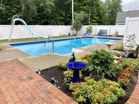 10 Clark Avenue Brattleboro VT 05301