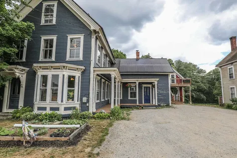 39 School Street Hillsborough NH 03244