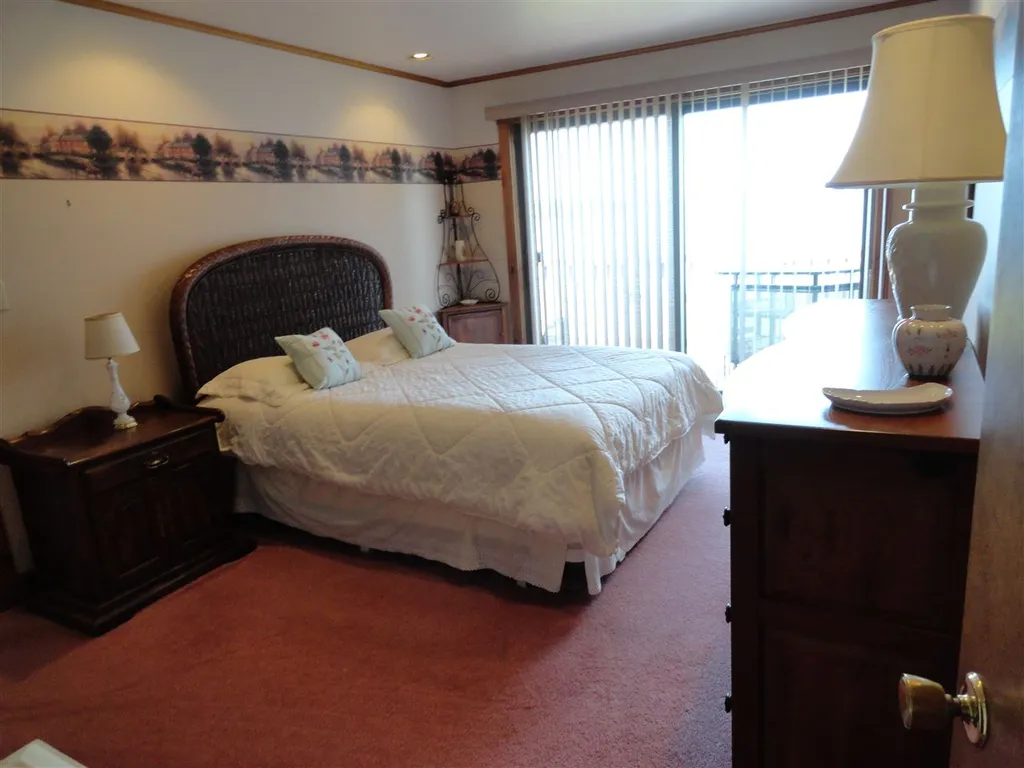 383 Holbrook Bay Commons Newport Town VT 05857