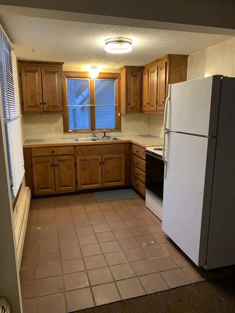 47 Sullivan Street Claremont NH 03743