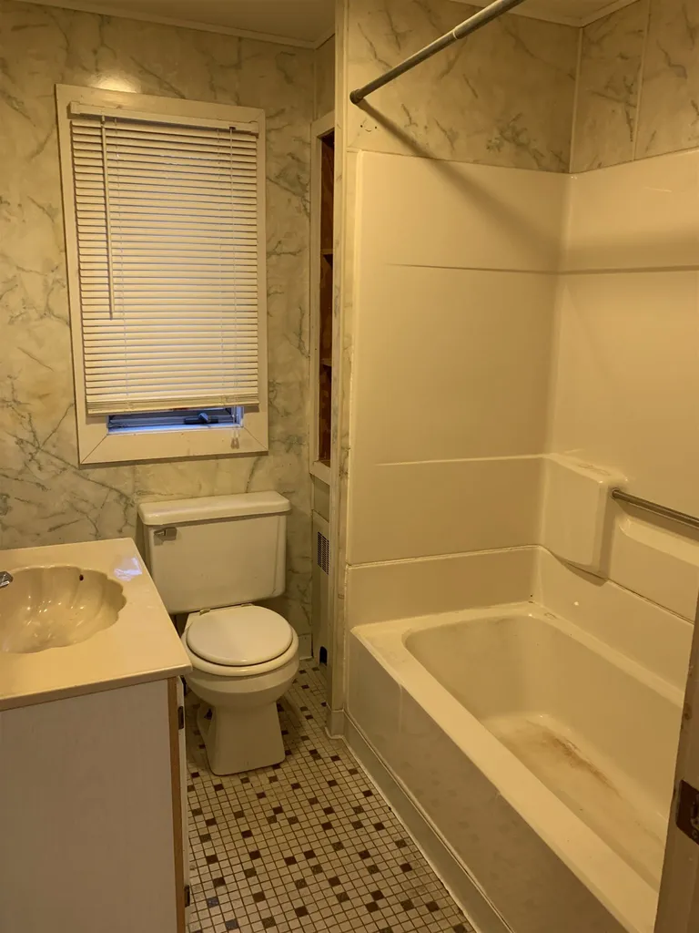 47 Sullivan Street Claremont NH 03743