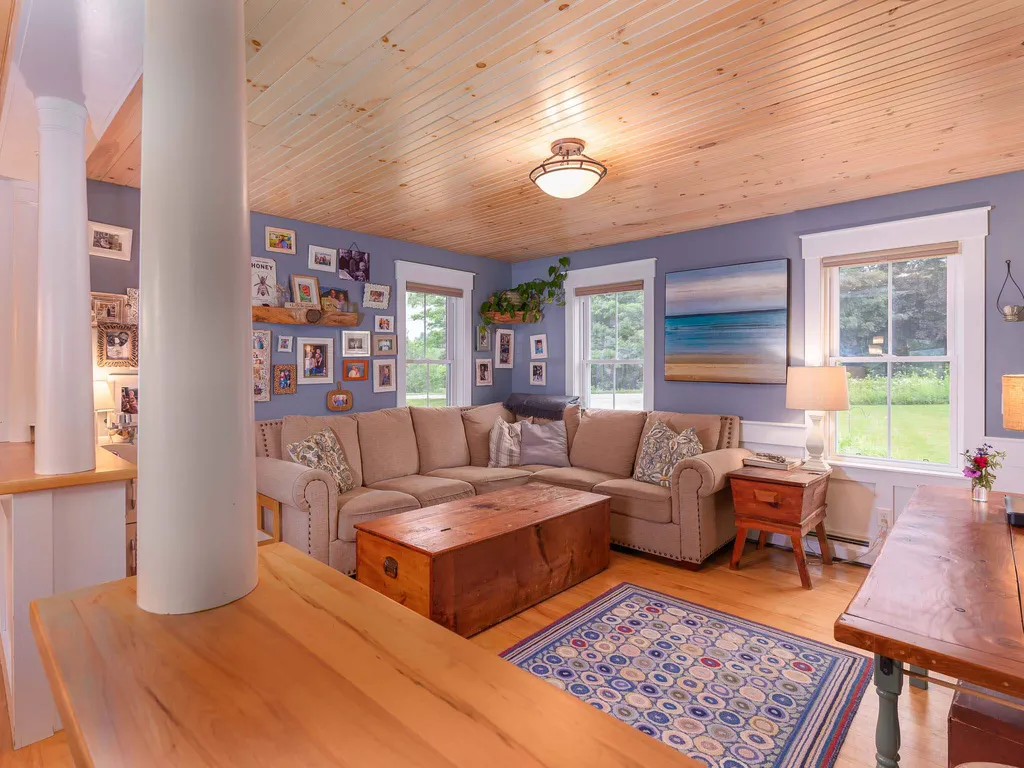 84 East Hill Road Plainfield VT 05667