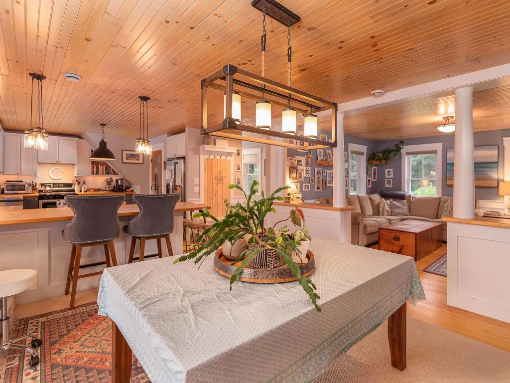 84 East Hill Road Plainfield VT 05667