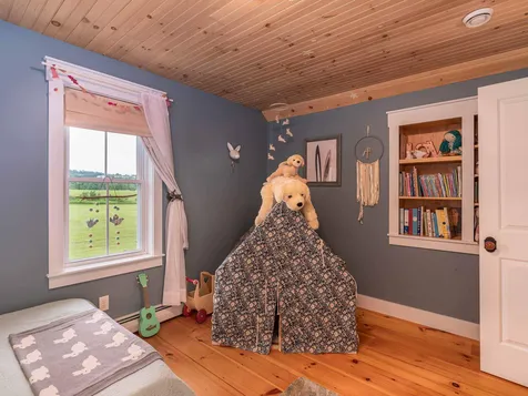 84 East Hill Road Plainfield VT 05667