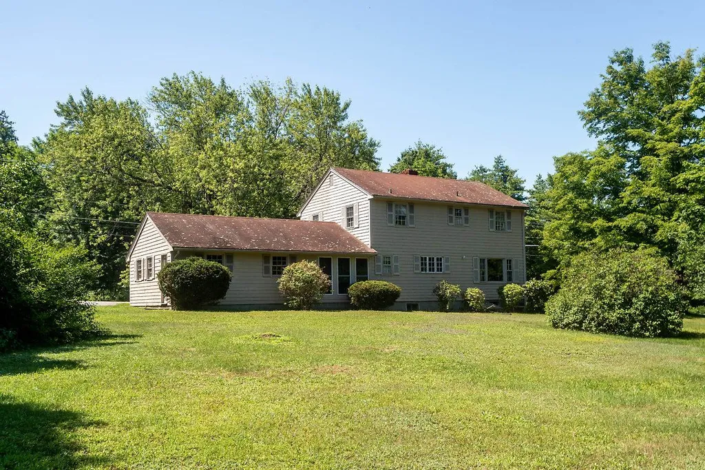 363 High Street Candia NH 03034