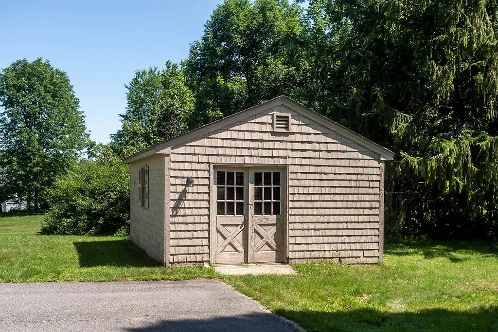 363 High Street Candia NH 03034