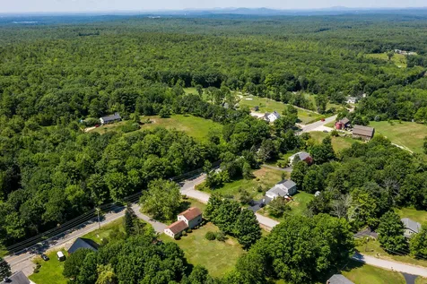 363 High Street Candia NH 03034