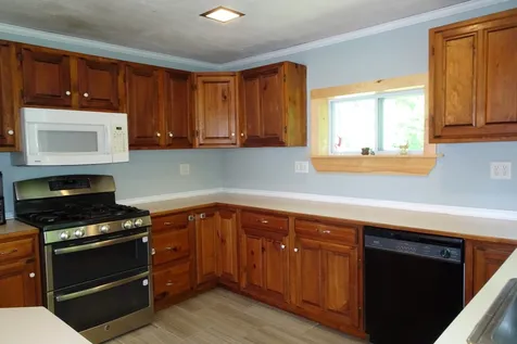 60 Troy Hill Road Swanzey NH 03446