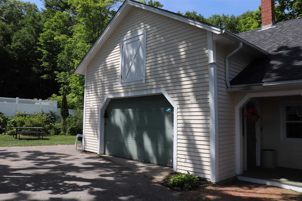 595 White Mountain Highway Milton NH 03851