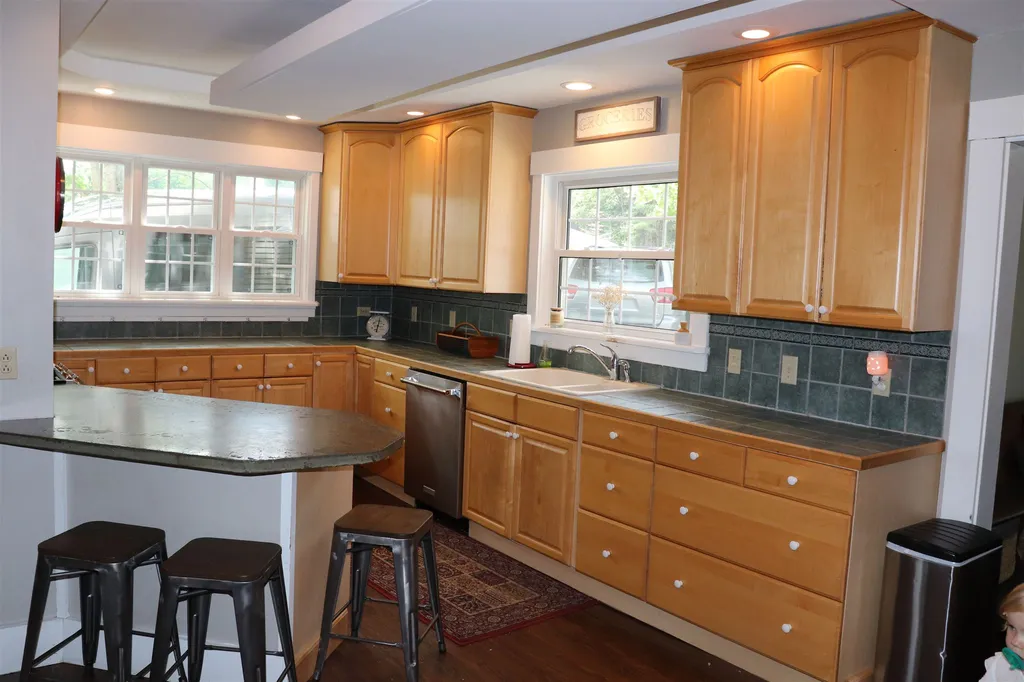 595 White Mountain Highway Milton NH 03851