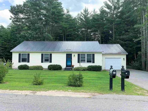 75 Stillwater Circle Rochester NH 03839