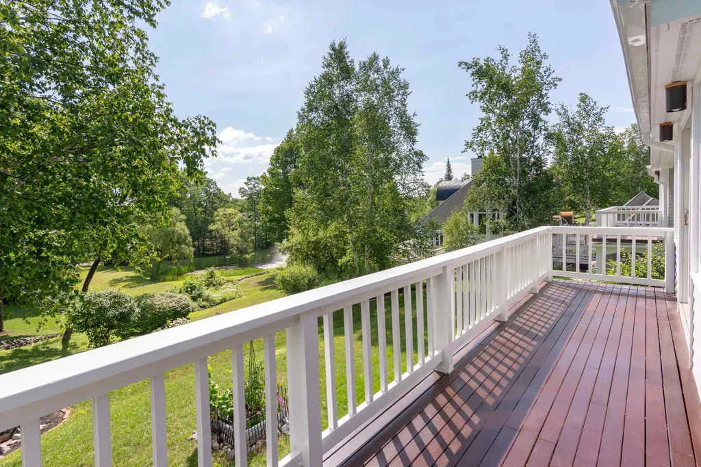 21 Hawk Ridge Road Meredith NH 03253