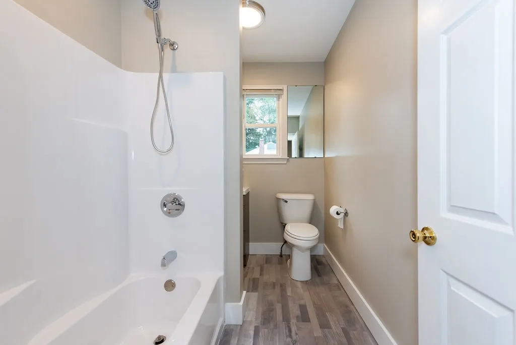 25 Rochester Hill Road Rochester NH 03867