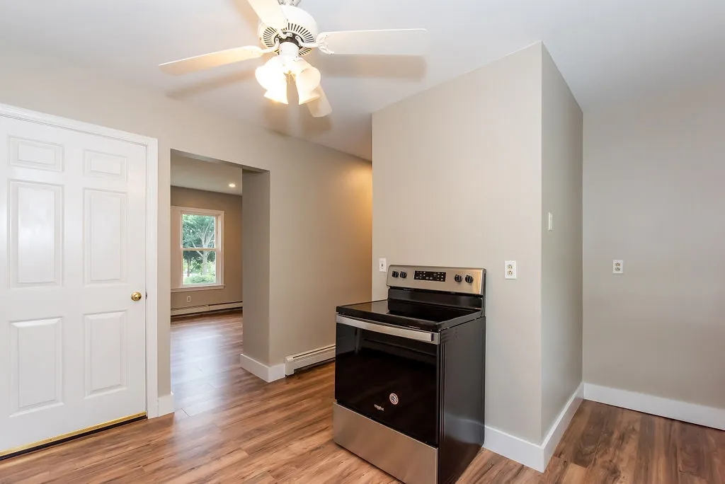 25 Rochester Hill Road Rochester NH 03867
