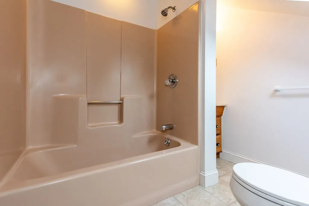 25 Rochester Hill Road Rochester NH 03867