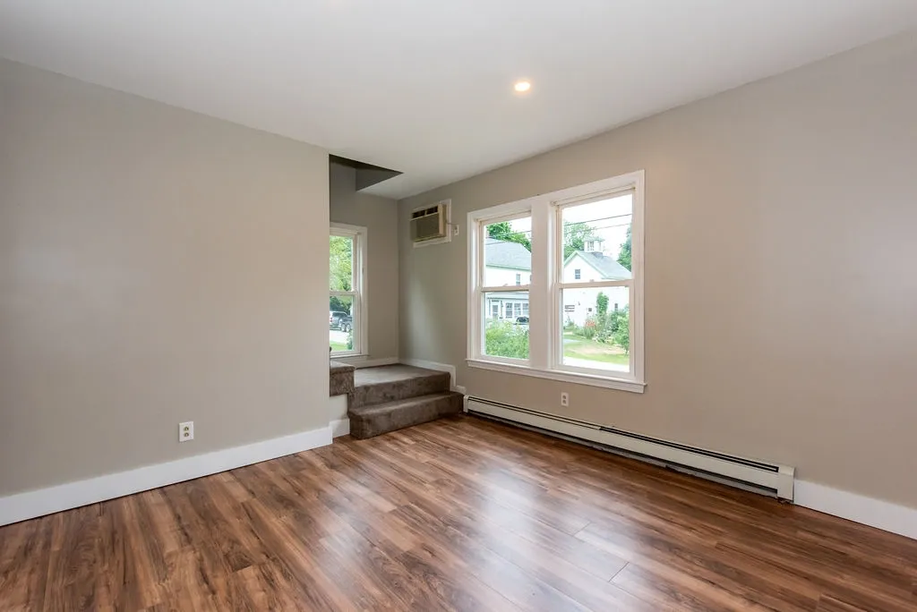 25 Rochester Hill Road Rochester NH 03867
