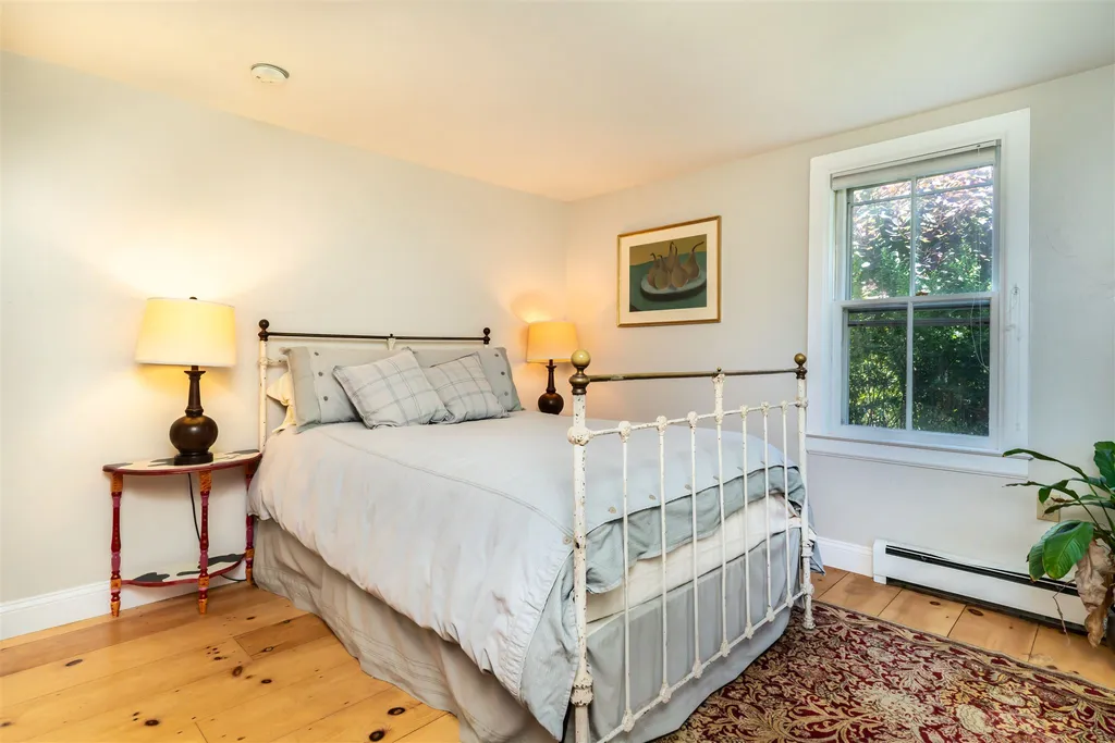 23 Grover Avenue Eliot ME 03903