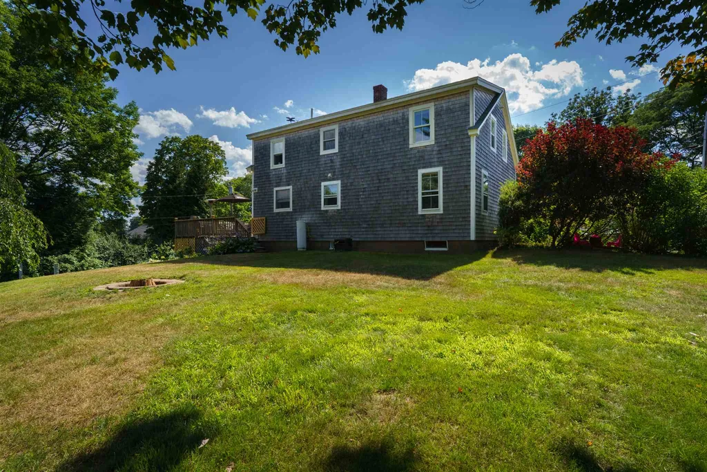 23 Grover Avenue Eliot ME 03903
