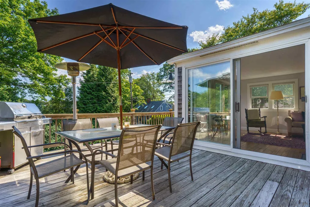 23 Grover Avenue Eliot ME 03903