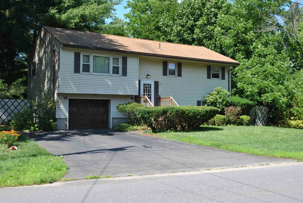 6 Therese Road Salem NH 03079