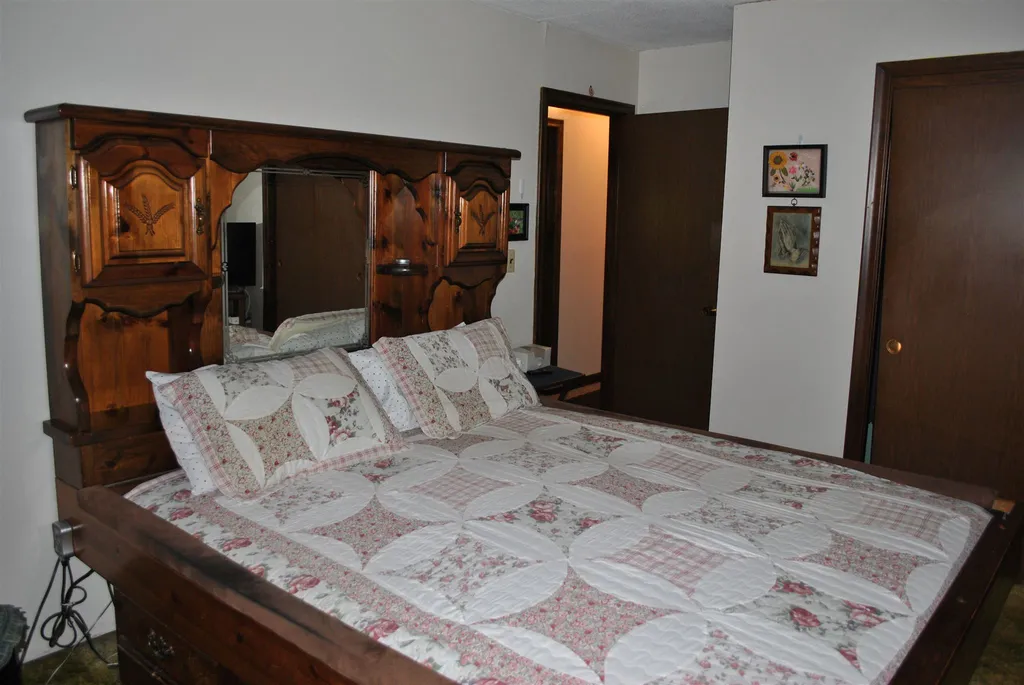 6 Therese Road Salem NH 03079