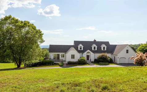 41 Lennon Lane Walpole NH 03608