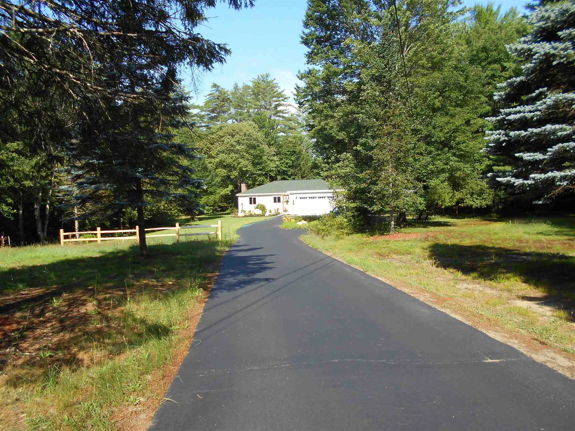 10 Town House Road New Hampton NH 03256