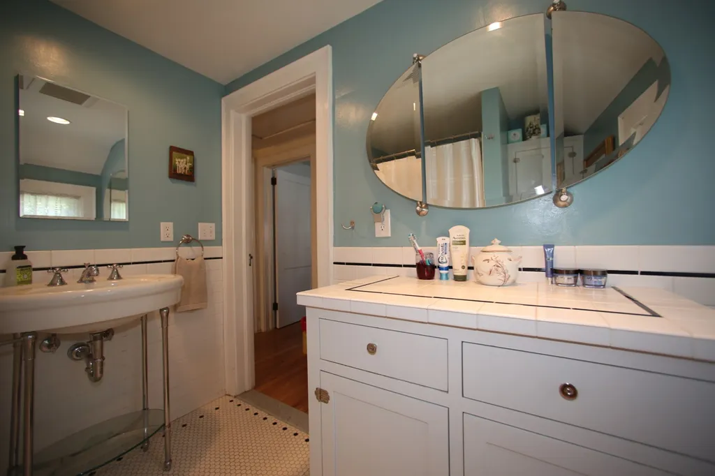 114 Robinson Parkway Burlington VT 05401